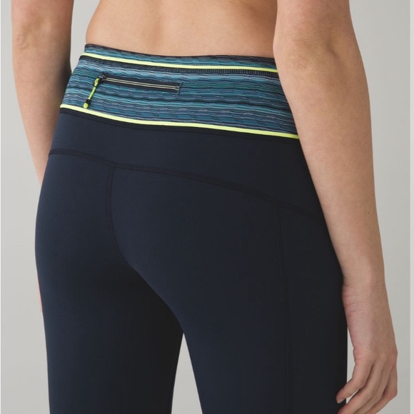 Lululemon Pace Queen Tight *Full-On Luxtreme Navy reflective 4 - Picture 5 of 8